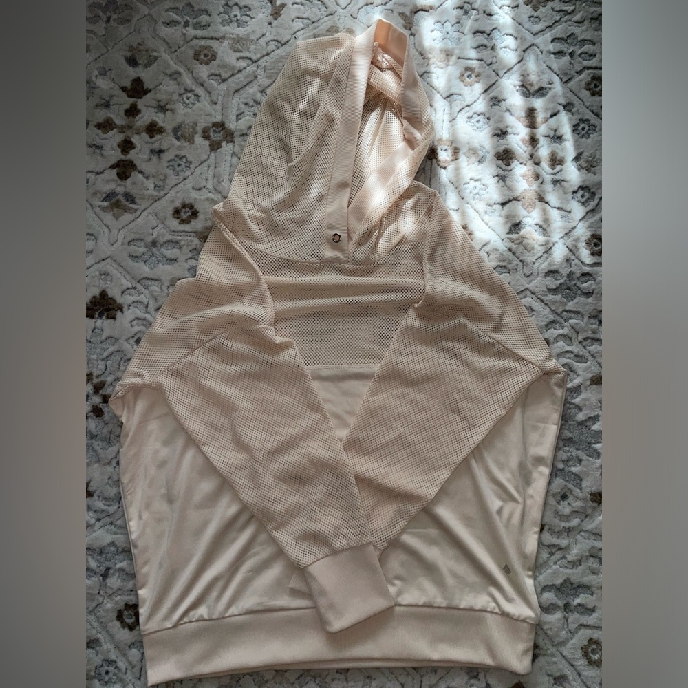 Cali Sport Cream Mesh Hoodie.